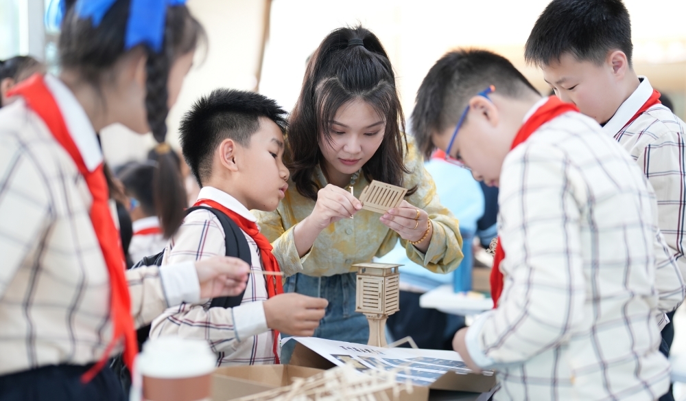 探气象奥秘护生态家园_南宁天气预报_南宁国家综合气象观测专项试验外场