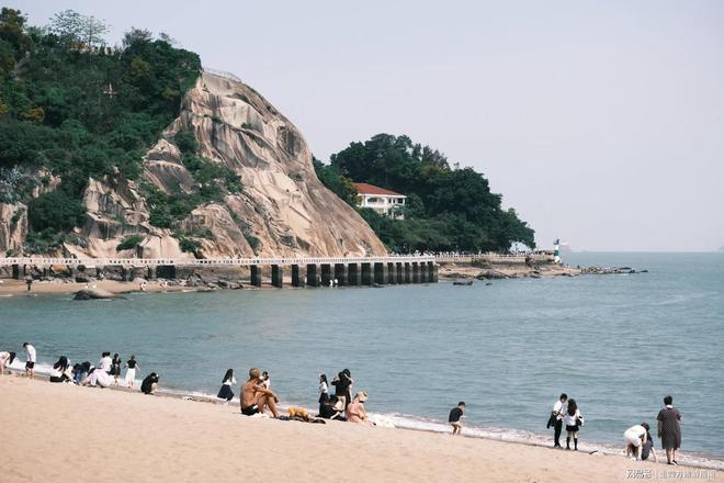 打算去厦门旅游5天4晚人均需要准备多少钱?如何安排行程才合理?