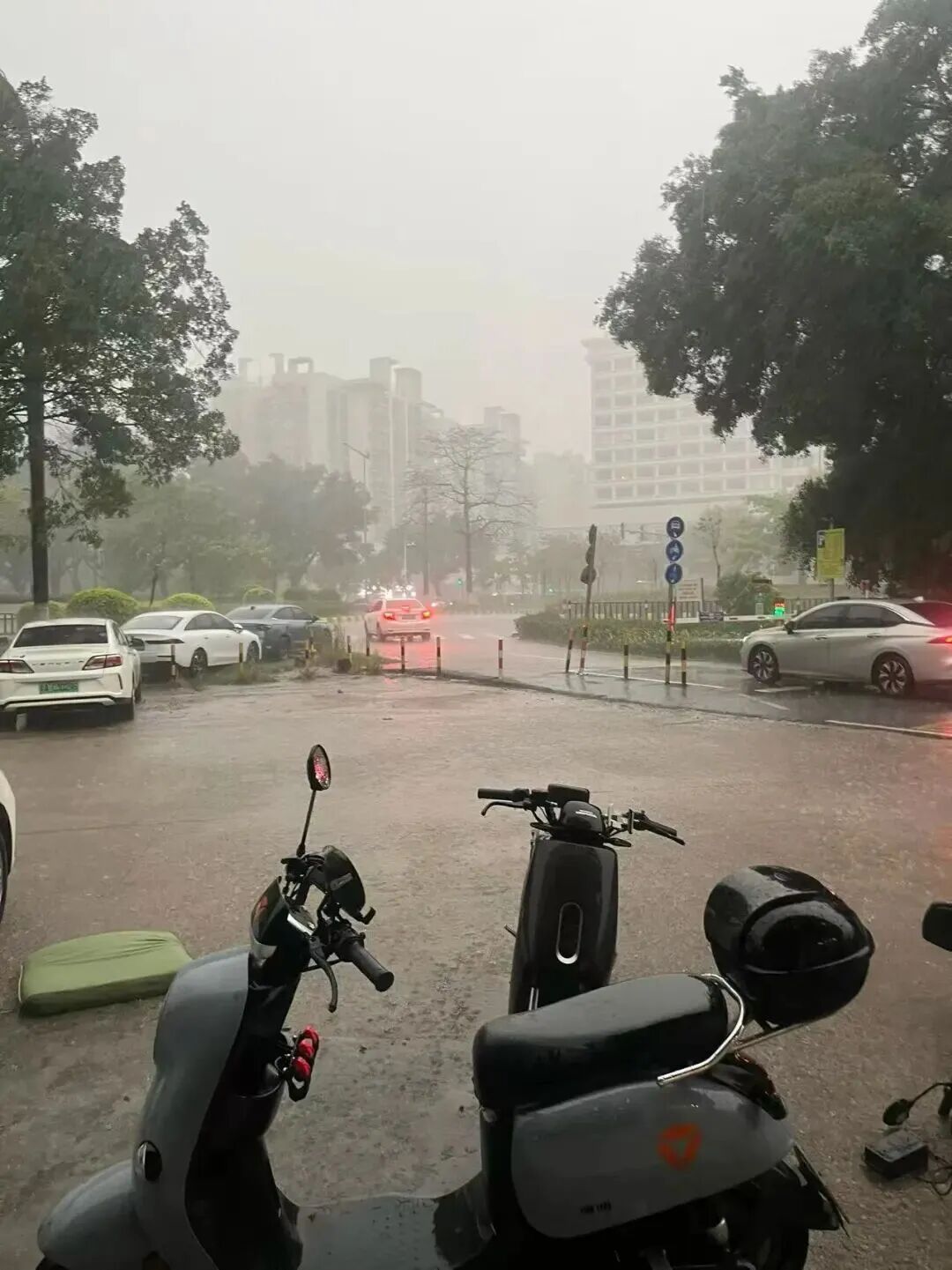 广州天气变化快_惠州天气_广州雷雨冰雹预警