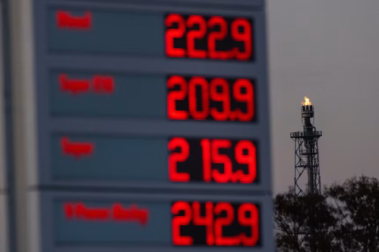 全球油价稳守百元关口,高盛称高油价或持续数年