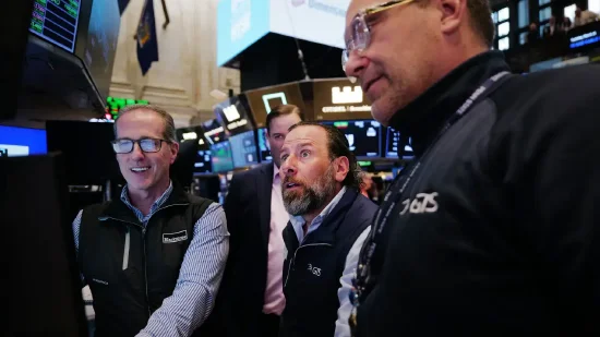 4月2日收盘：美股收高科技股领涨 市场继续关注伊朗局势